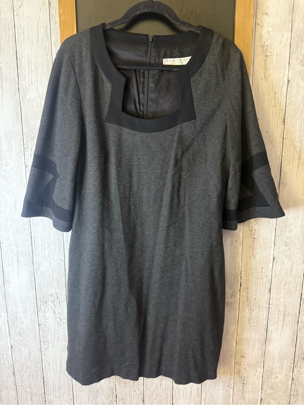 Trina Turk Womens M/L Gray Black Short Wide Sleeve Color Block Midi Shift Dress